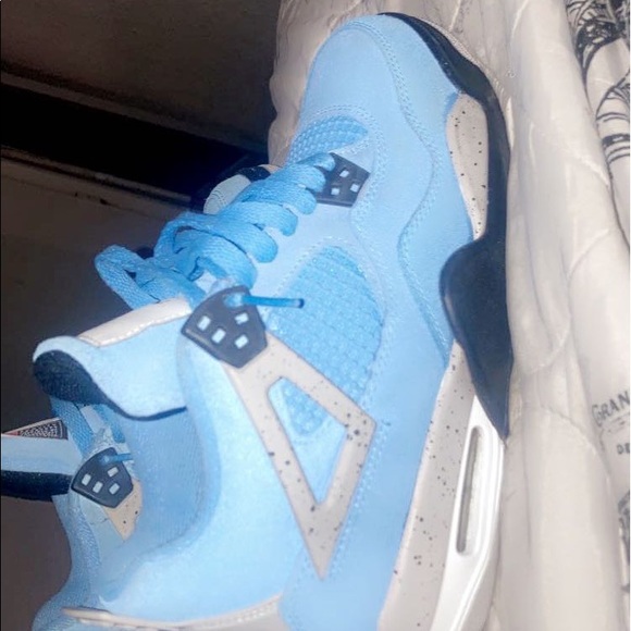 UNIVERSITY BLUE - Picture 2 of 4